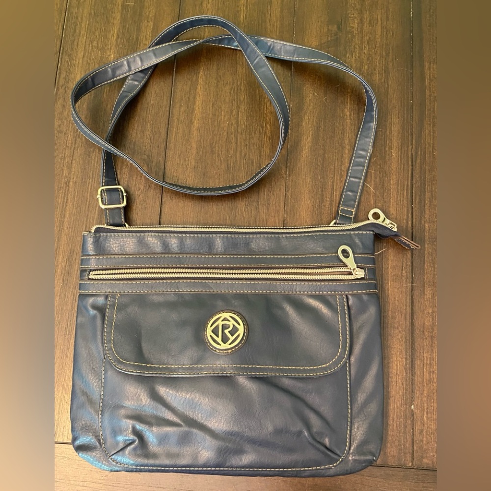 Relic Crossbody Purse Satchel Bag faux leather Vegan with matching wallet EUC